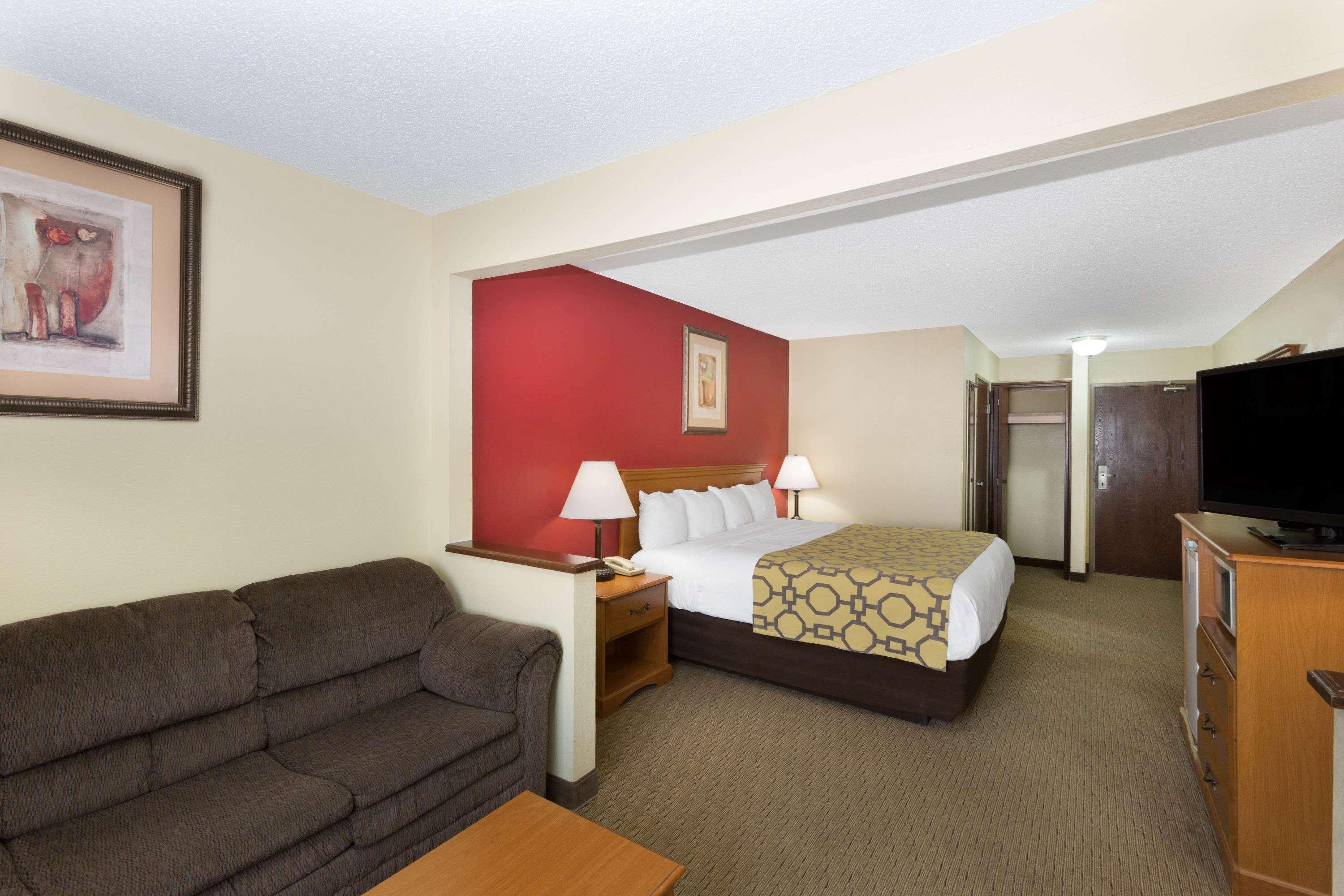 Baymont By Wyndham Fort Dodge Εξωτερικό φωτογραφία
