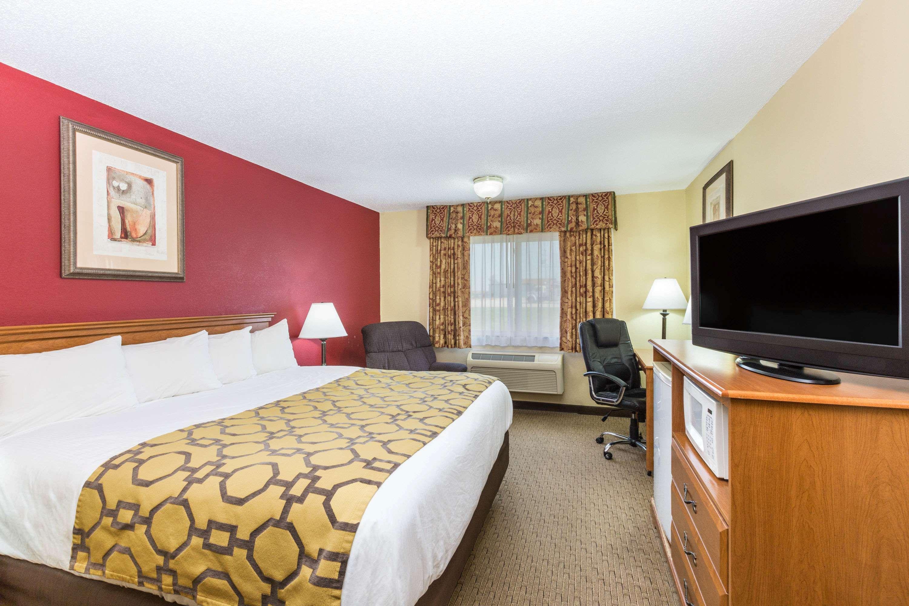 Baymont By Wyndham Fort Dodge Εξωτερικό φωτογραφία