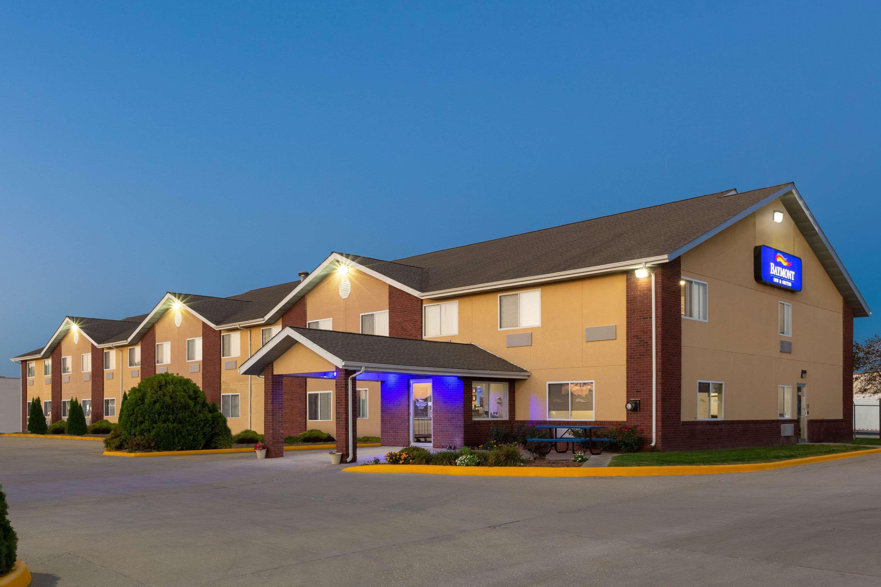 Baymont By Wyndham Fort Dodge Εξωτερικό φωτογραφία